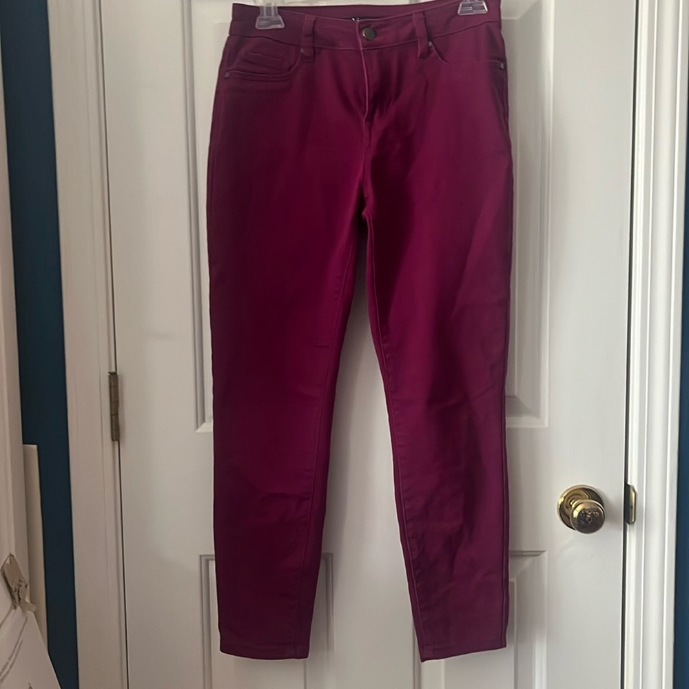 Magenta D Jeans ankle jeans size 4